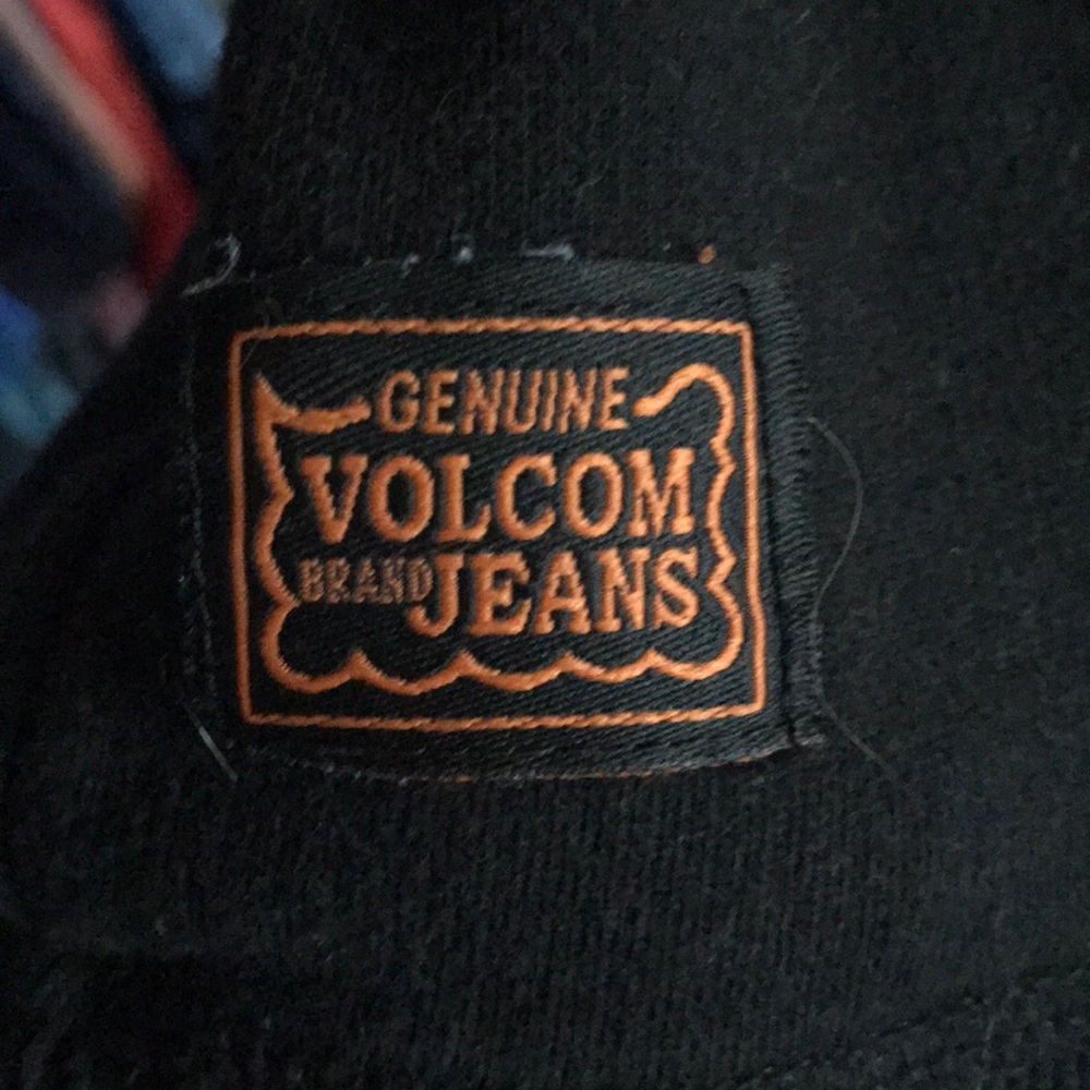 Volcom Crew Neck - image 3